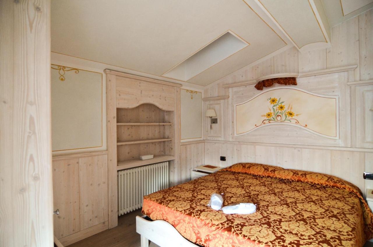 Hotel Cristallo อันดาโล ภายนอก รูปภาพ