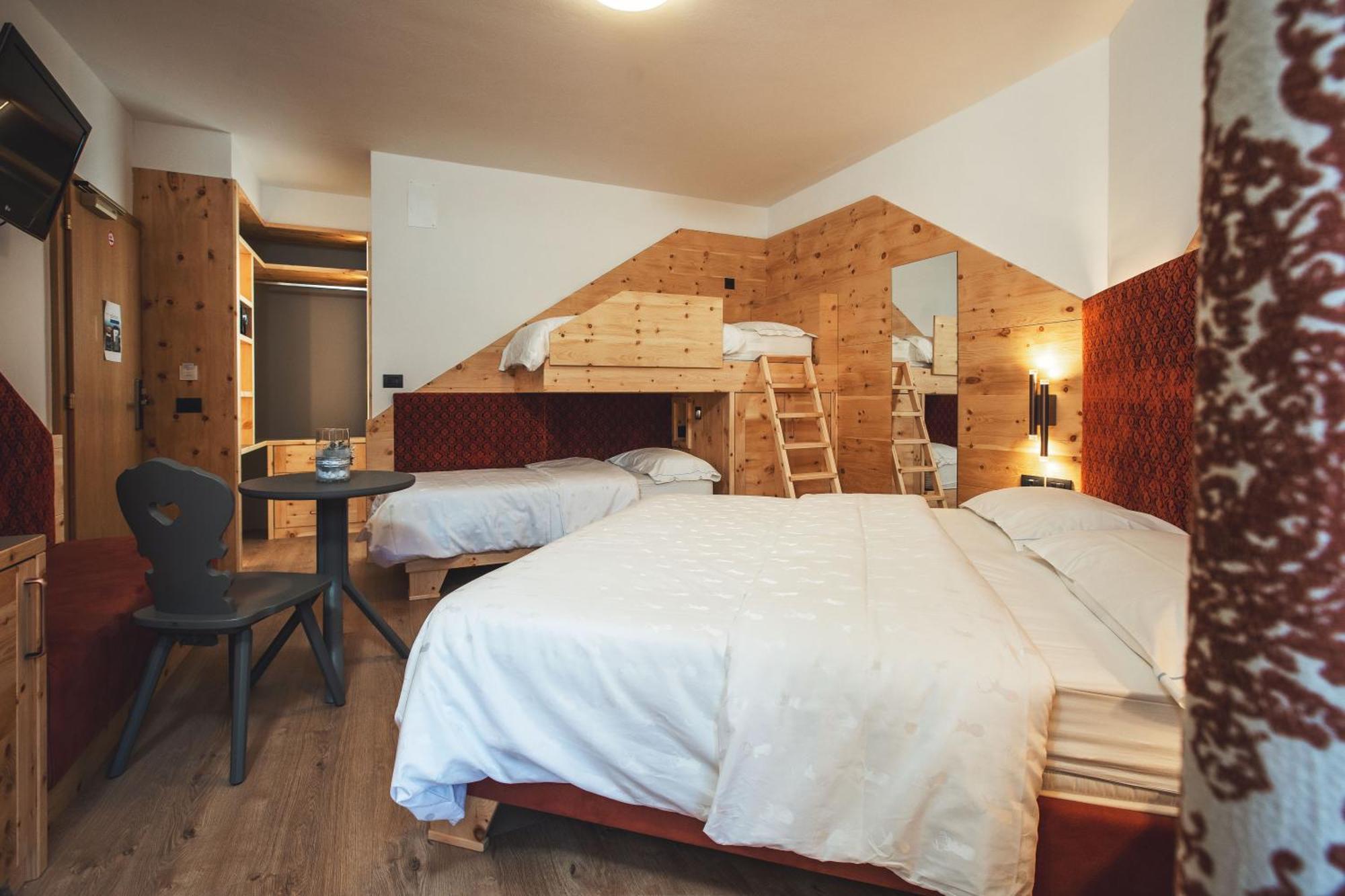 Hotel Cristallo อันดาโล ภายนอก รูปภาพ