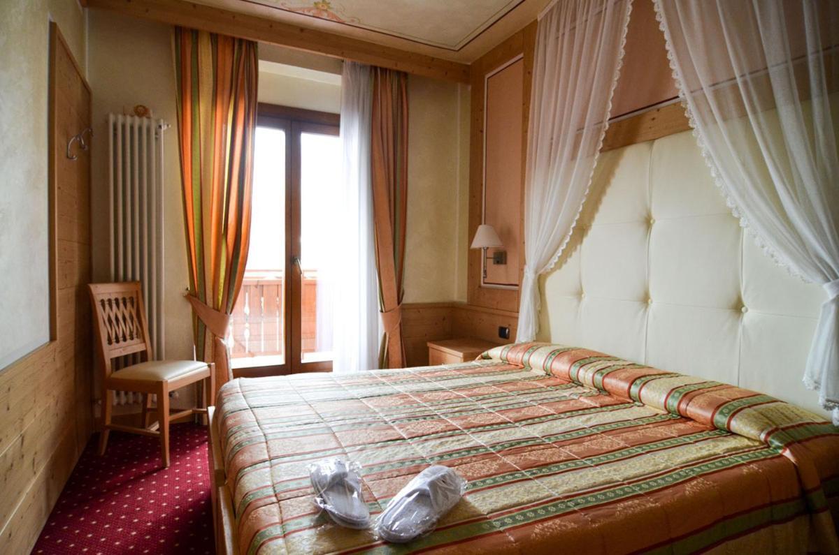 Hotel Cristallo อันดาโล ภายนอก รูปภาพ